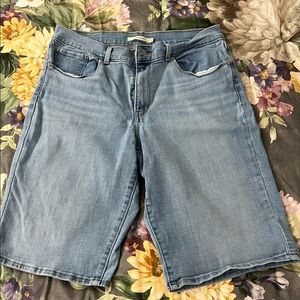 Levi’s Bermuda shorts - Size 30